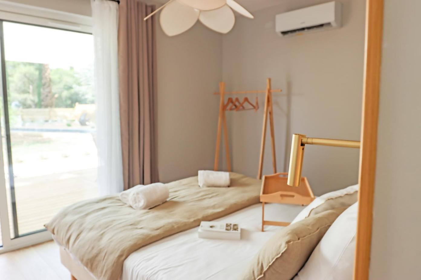 Les Gites De Laure - L'Eden Romantique, Chambres Hotes, Spa Prive, Couloir De Nage, Adults Only Malves-en-Minervois Exterior photo