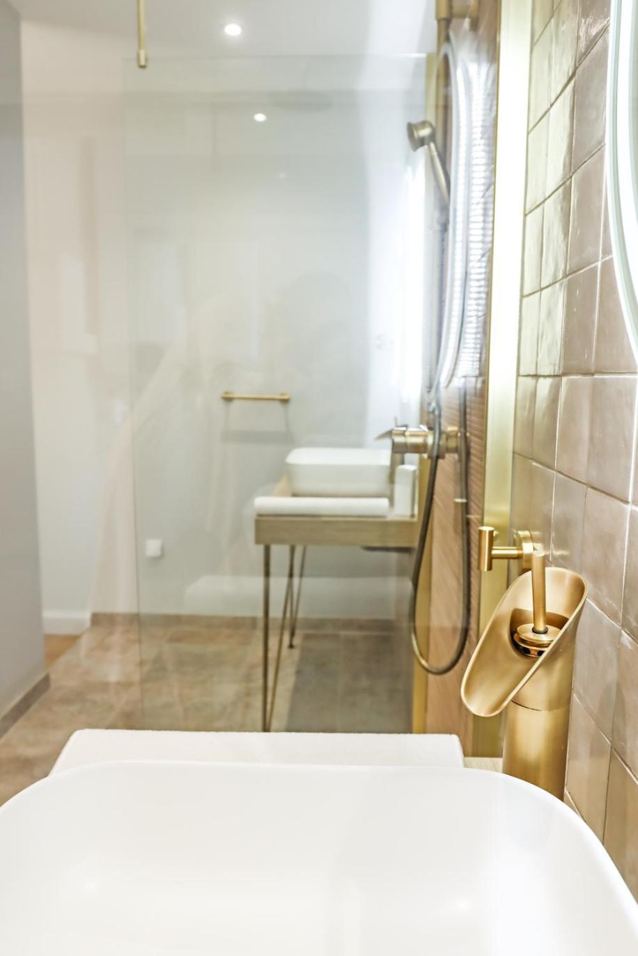 Les Gites De Laure - L'Eden Romantique, Chambres Hotes, Spa Prive, Couloir De Nage, Adults Only Malves-en-Minervois Exterior photo