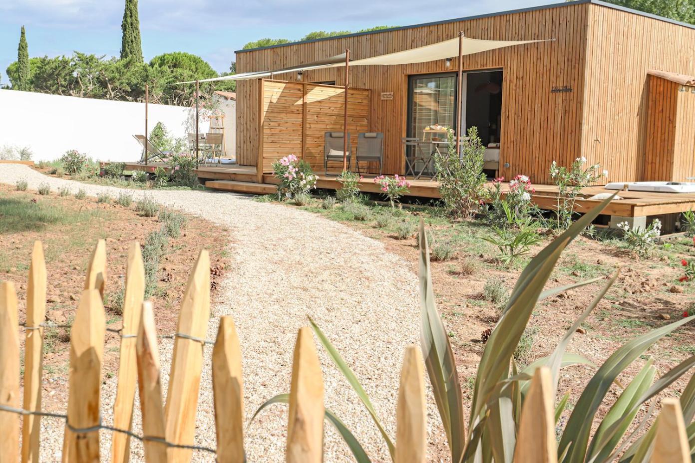 Les Gites De Laure - L'Eden Romantique, Chambres Hotes, Spa Prive, Couloir De Nage, Adults Only Malves-en-Minervois Exterior photo